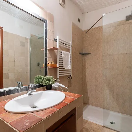 Cimarra 14-15 - Guest house