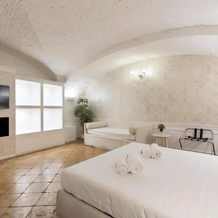 Guest house Cimarra 14-15 - *